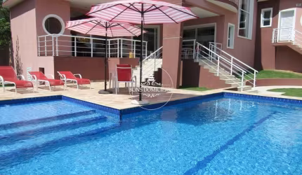 Jd Colonial - Nova, moderna, 4 suítes e 7 vagas cobertas!