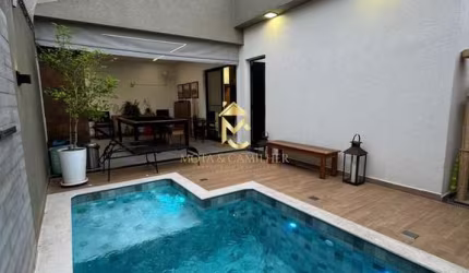 Casa com piscina à venda em condomínio de Alto padrão em Tremembé.