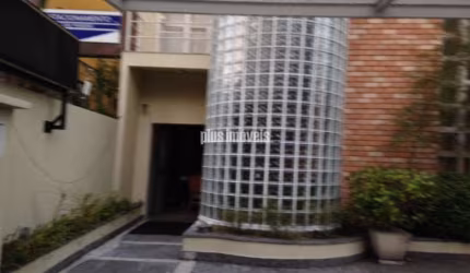 PRÉDIO COMERCIAL EM EXCELENTE LOCALIZAÇÃO