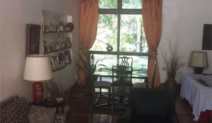 Ótima localização
