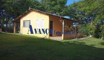 Monterrey em Louveira - Terreno de 1720  m² com casa simples