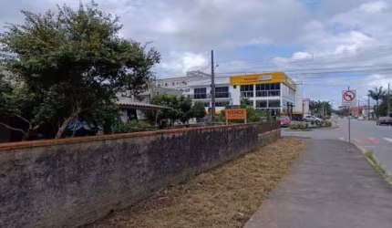 Terreno comercial de esquina com 352m² de frente para o binário do bairro Vila Nova