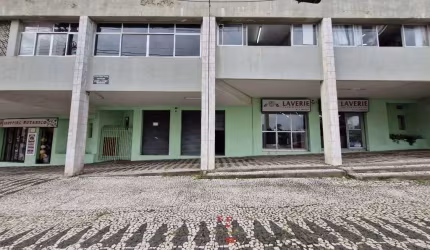 Loja para alugar, 152 m² por R$ 3.300/mês - Cristo Rei - Curitiba/PR