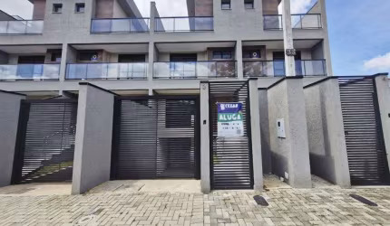 Sobrado com 3 dormitórios para alugar, 208 m² por R$ 6.500/mês - Bom Retiro - Curitiba/PR