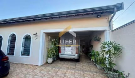 Casa com 3 quartos à venda na Rua Monsenhor Rafael Roldan, 554, Jardim Nova Europa, Campinas, 177 m2 por R$ 780.000