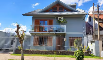 Casa para venda  no Bairro Cristo Rei em São Leopoldo