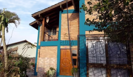 Casa para venda  no Bairro Cristo Rei em São Leopoldo