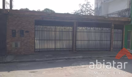 Sobrado com 2 dormitórios à venda, 150 m² por R$ 570.000,00 - Vila Engenho Velho - Embu das Artes/SP