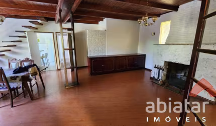 Linda Casa no Embu das Artes – Aceita Permuta por Apartamento de Menor Valor!