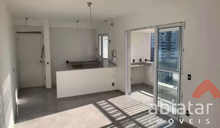 Apartamento a venda 77 m² 3 dormitórios, 1suíte, 2 vagas na Vila Suzana - SP