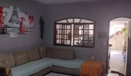 Lindo Sobrado com 3 Dormitórios, Reformado no Parque das Cigarreiras - 125m² em Taboão da Serra