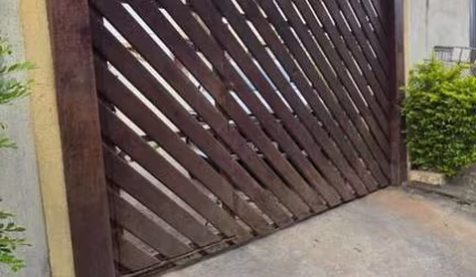 Casa para locação , 3 quartos e 2 vagas no Parque Monte Alegre em Taboão da Serra -SP