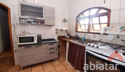 Casa à venda com 125m², 3 quartos e 2 vagas