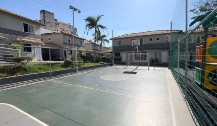 Casa em condomínio fechado com 3 quartos à venda na Avenida Miguel Perrela, 803, Castelo, Belo Horizonte por R$ 880.000