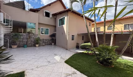 Casa com 5 quartos à venda na Rua Doutor Miguel Gontijo, 126, Planalto, Belo Horizonte por R$ 950.000