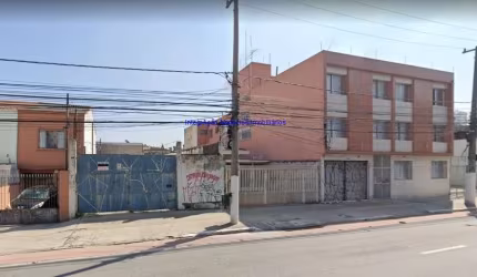 Terreno 320m², 01 banheiro.  Excelente localização entre as Ruas Anhanguera, James Holland e Avenida Rudge.   Todas as informações aqui anunciadas são