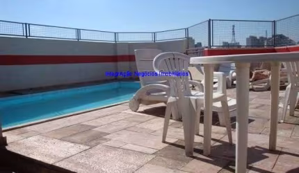 Condomínio com Piscina e Churrasqueira, portaria e segurança 24hs.  Ótima localização, próximo ao hospital Sírio Libanês. Entre as Ruas Peixoto Gomide