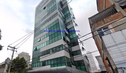 Conjunto comercial 35m², 01 sala e 01 banheiro.  Condomínio com recepção e segurança.  Excelente localização á 6 minutos andando para a estação