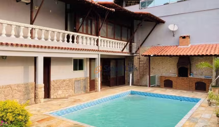 Casa com 4 dormitórios à venda, 240 m² por R$ 700.000,00 - Conjunto Residencial Aldeia 99 - Iguaba Grande/RJ