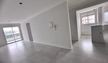 Apartamento 3 dorms (1 suíte) no Kobrasol, próximo ao Mundo Car
