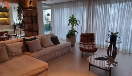 -COP 30 - APARTAMENTO COM 3 SUÍTES NO EDIFÍCIO MONT JOLI. -ÁREA PRIVATIVA DE 181M² - 10° ANDAR. -03 VAGAS DE GARAGEM. -NASCENTE.