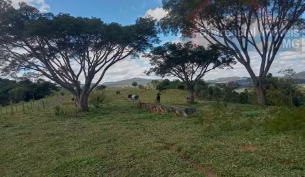 Fazenda para Venda em Esmeraldas, Urucuia, 3 dormitórios, 1 suíte, 2 banheiros