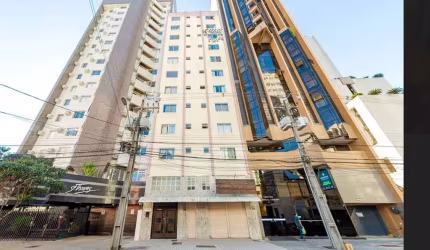 Apartamento à venda com 1 quarto no Centro de Curitiba
