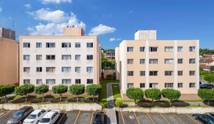 Apartamento à venda com 3 quartos no Santa Cândida