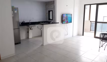 Cobertura 3 quartos, sendo 1 suíte