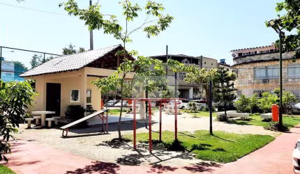 Casa duplex em excelente condomínio na Ilha do Governador