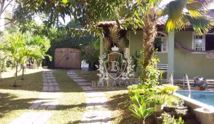 Casa com 2 dormitórios à venda, 100 m² por R$ 280.000,00 - Jardim Peró - Cabo Frio/RJ