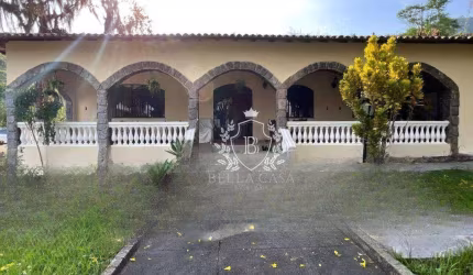 Vendo fazenda de 503 hectares localizada em Rio Bonito