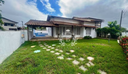 Casa com 2 dormitórios à venda, 200 m² por R$ 520.000,00 - Balneário São Pedro - São Pedro da Aldeia/RJ