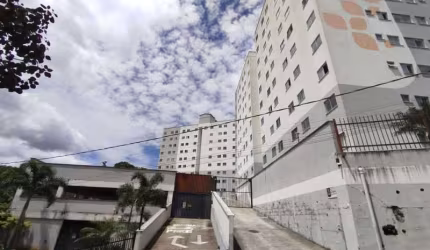 Apartamento com 1 quarto à venda na Rua Professor Irineu José de Paula, Previdenciários, Juiz de Fora, 34 m2 por R$ 105.000