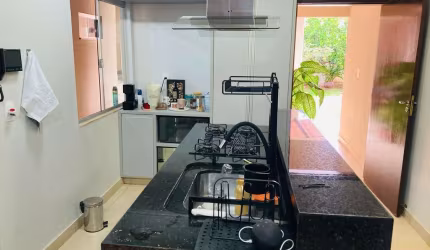 Casa de 3 Quartos a Venda no Setor Jaó