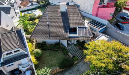 Casa Alto Padrão para Venda em Vista Alegre Curitiba-PR