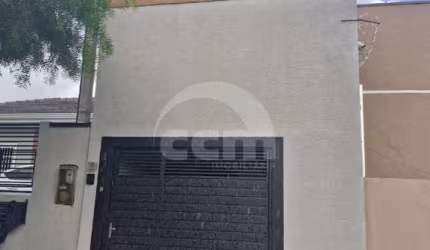 Sobrado aconchegante e prontinho para morar!