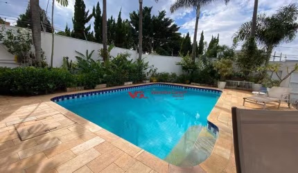 Sobrado com 5 dormitórios à venda, 341 m² por R$ 2.200.000,00 - Vila Suíça - Indaiatuba/SP