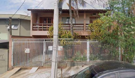 Sobrado à venda, 4 dormitórios, 1 suíte, planejados, Jardim Morada do Sol, Indaiatuba.