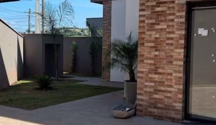 Casa 2 dormitórios para Venda em Atibaia, Nova Cerejeira, 2 dormitórios, 2 suítes, 3 banheiros, 2 vagas