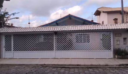 Casa Padrão em Peruíbe