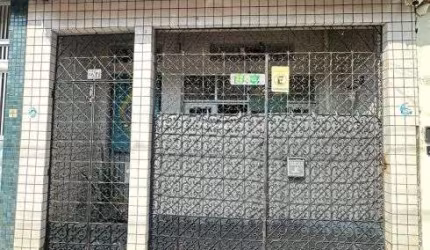 VENDA! CASA COM VISTA ESCLUSIVA PARA O ESTÁDIO DO BAENÃO