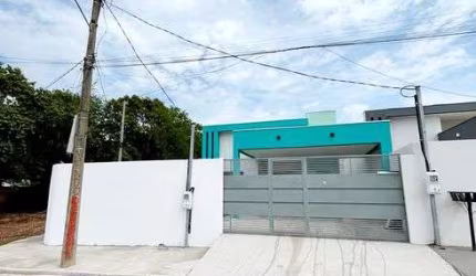 Casa 3 quartos 2 Suítes Bairro Jardim Universitário - Cuiabá - MT