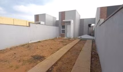 Casa para venda possui 65 metros quadrados com 2 quartos em Parque Geórgia - Cuiabá - MT
