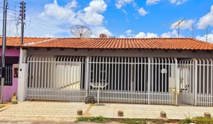 Casa 3 quartos sendo 1 Suite Parque Cuiabá - Cuiabá - MT