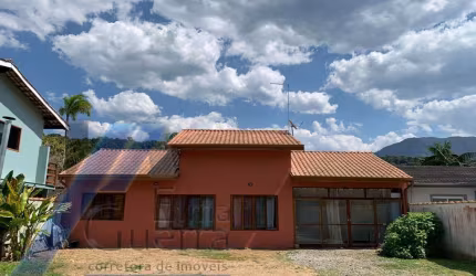 Ubatuba, Horto - Condomínio Ubatuba Country, edícula com 01 dormitório, terreno de 450 m2.