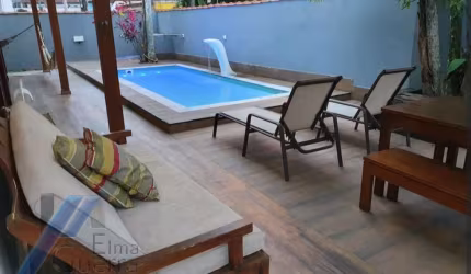 Ubatuba, Tenorio - Casa com 05 dormitorios sendo 03 suites e area de lazer.
