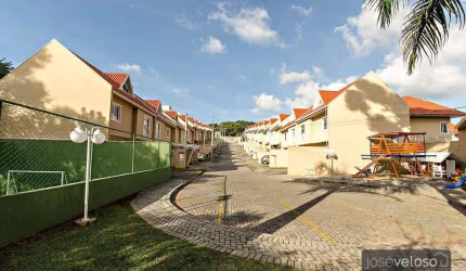 Sobrado para alugar, 94 m² por R$ 5.900,00/mês - Barreirinha - Curitiba/PR