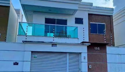 Casa composta por 3 suítes na Praia do Morro