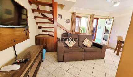 Casa 2 quartos, à venda em Guarapari na Enseada Azul.